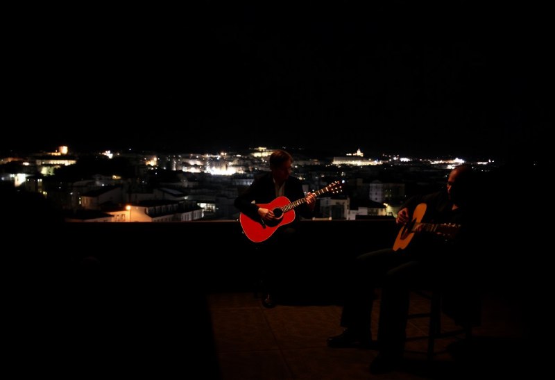 🎶 Фаду: Музыка, которая говорит о душе Португалии